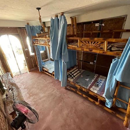 Bed and Breakfast Voodoo House Lalao Екстер'єр фото