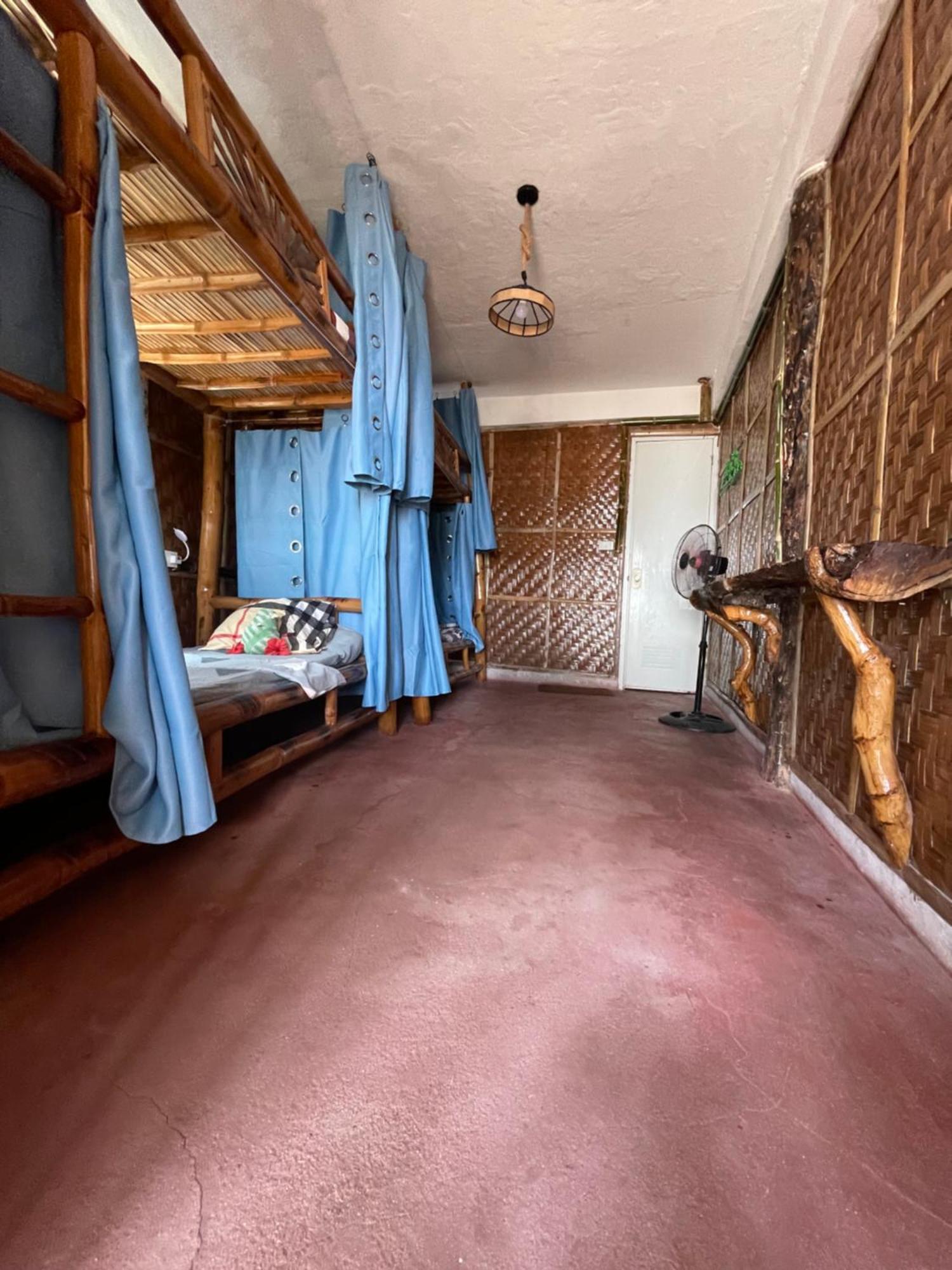 Bed and Breakfast Voodoo House Lalao Екстер'єр фото