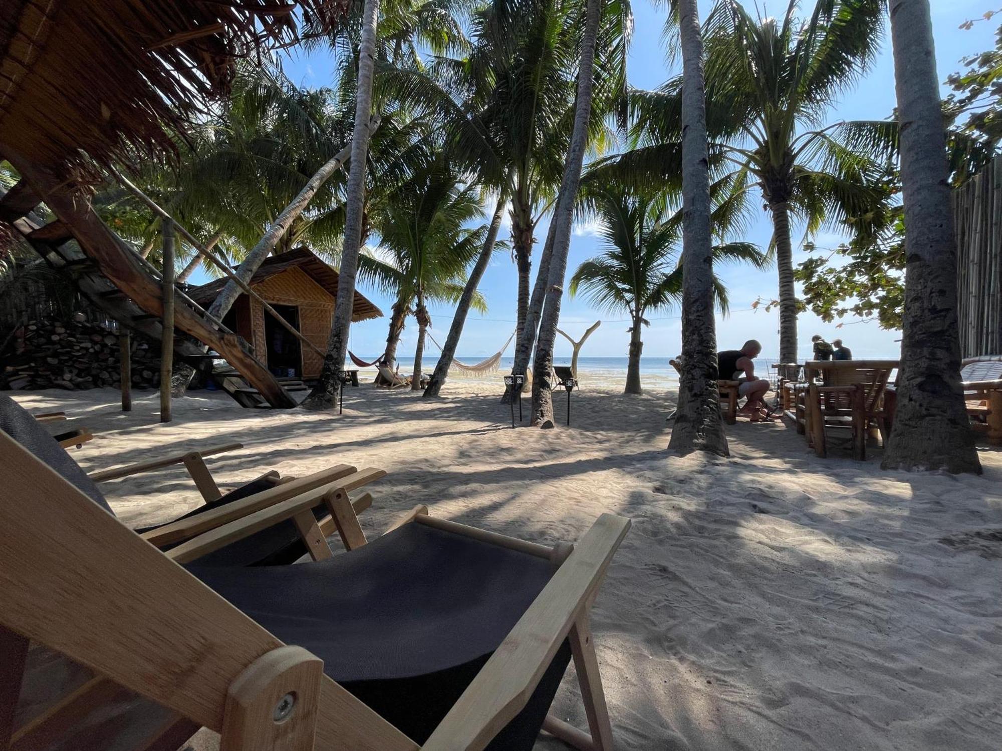 Bed and Breakfast Voodoo House Lalao Екстер'єр фото