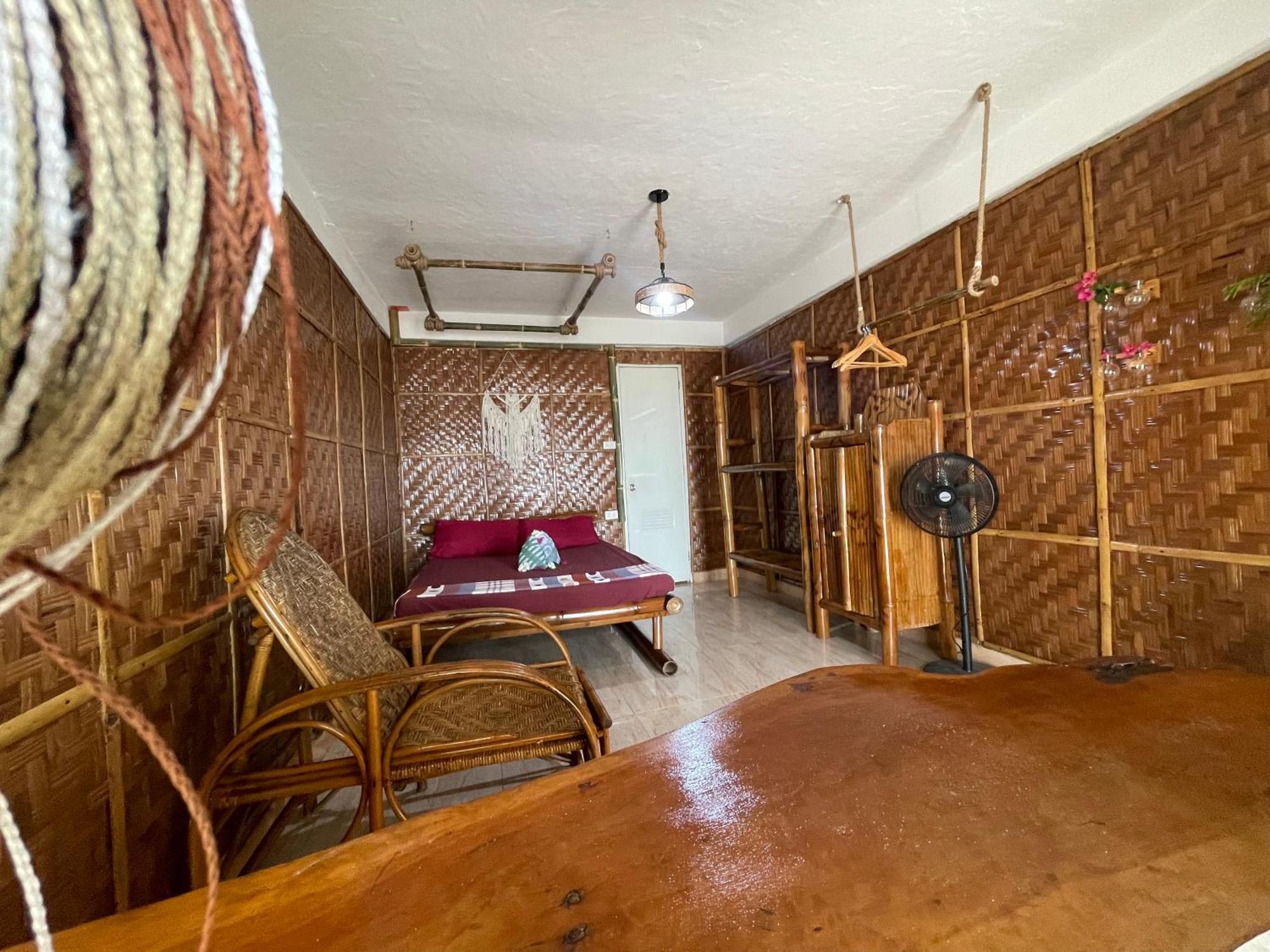 Bed and Breakfast Voodoo House Lalao Екстер'єр фото