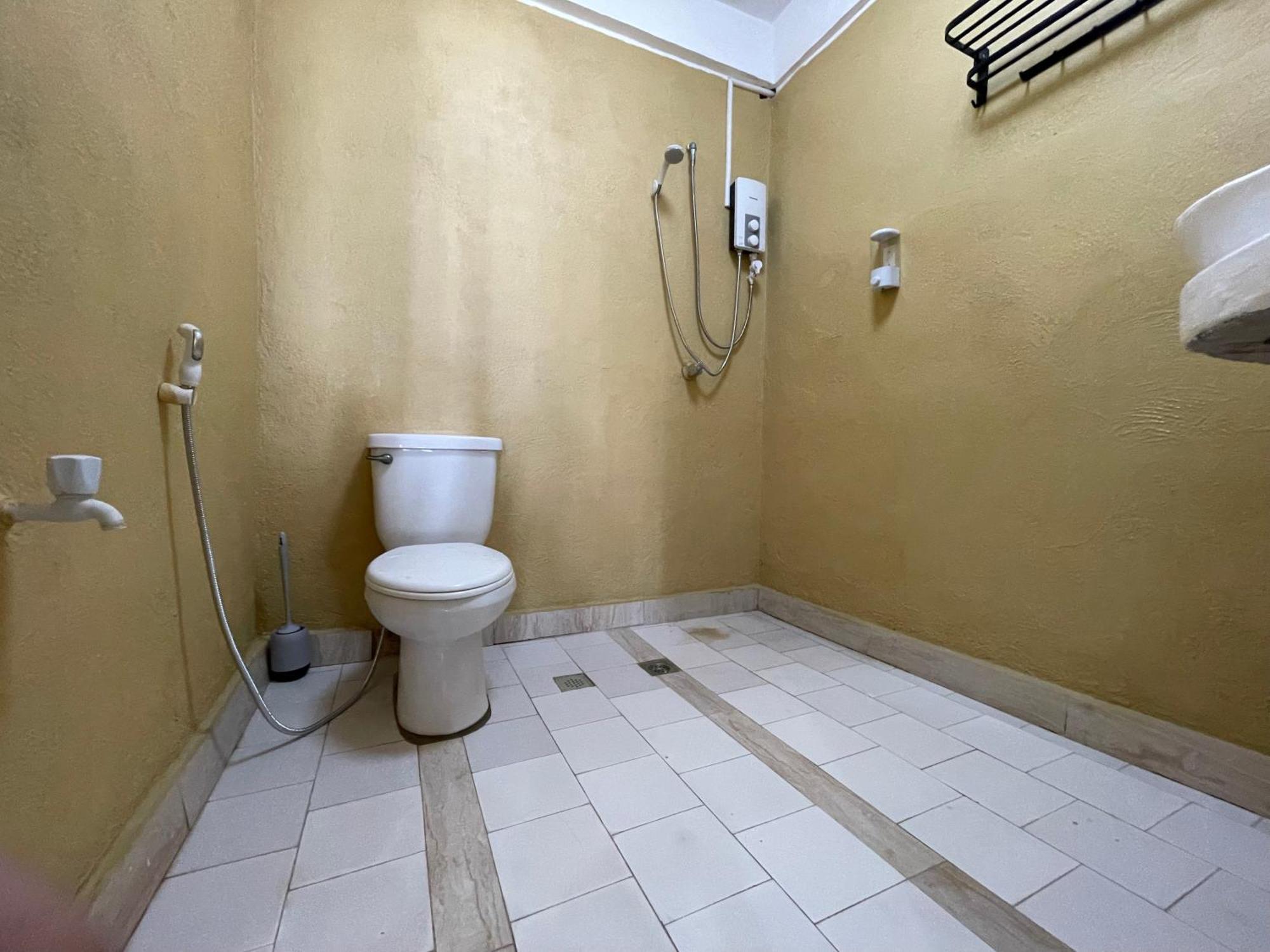 Bed and Breakfast Voodoo House Lalao Екстер'єр фото